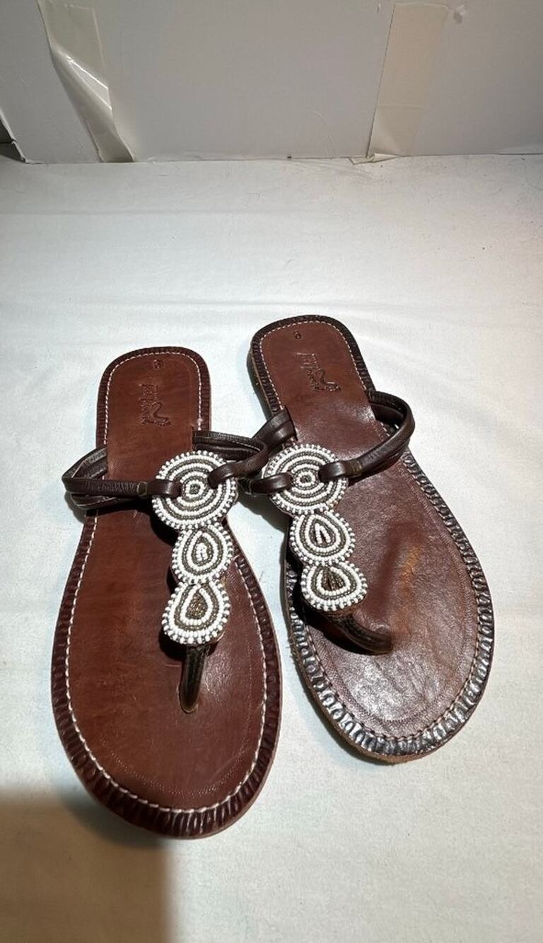 Mer Best Foot Forward Beaded Leather Sandals Sz 6